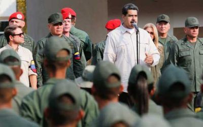 Maduro ordena capturar a militares que no le sean leales