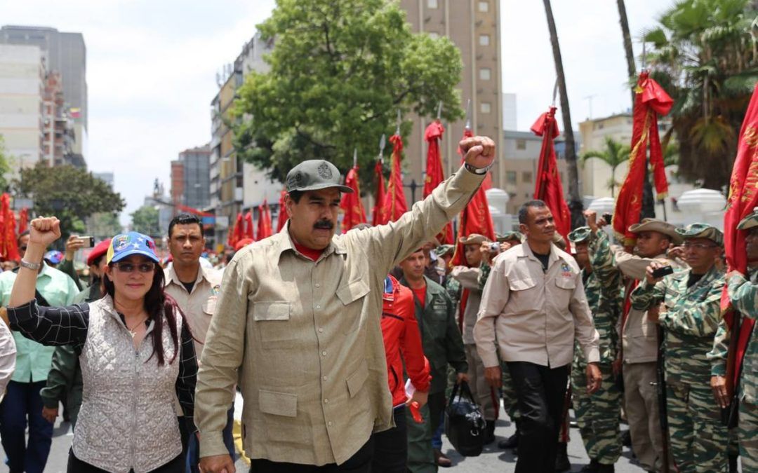 Maduro aseguró fusiles para la Milicia Bolivariana