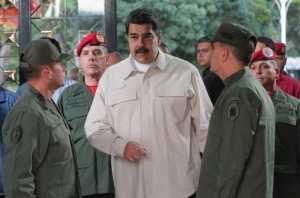 Infobae: Maduro advierte a altos mandos militares “que espera que no haya más traiciones”