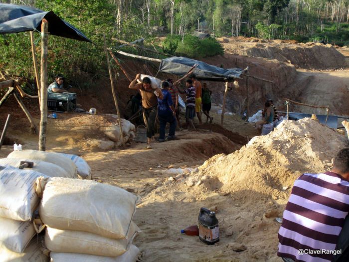 AN citará a “responsables por parte del Ejército” de muerte de 18 mineros en Bolívar