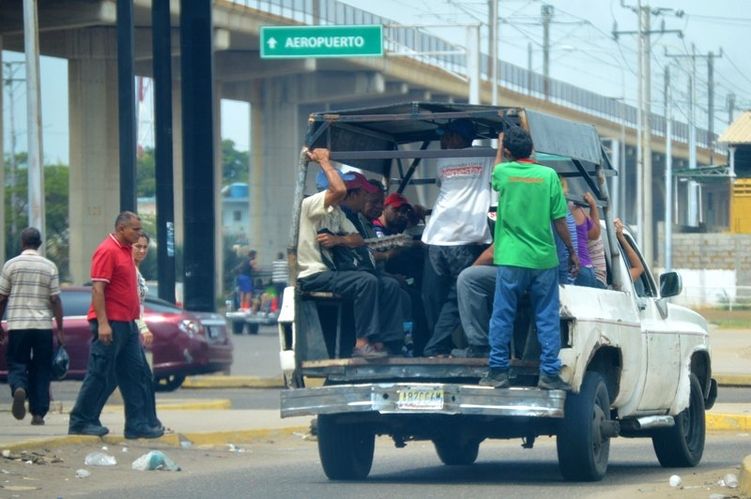 15 camiones de la FANB apoyarán con el transporte público en Maracaibo