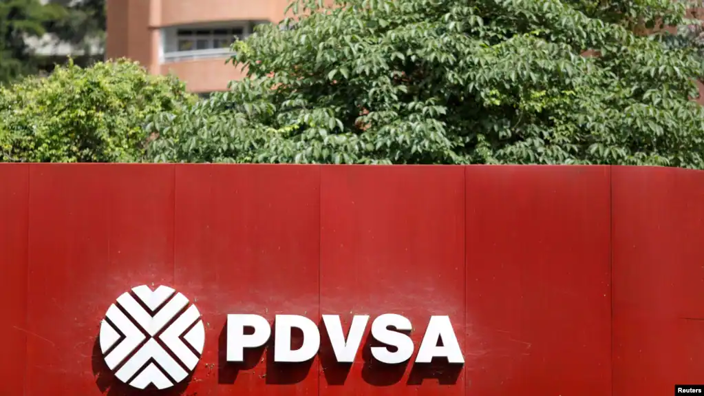 VOA: Siete trabajadores de PDVSA arrestados enfrentarían cargos de terrorismo por falla equipo: fuentes