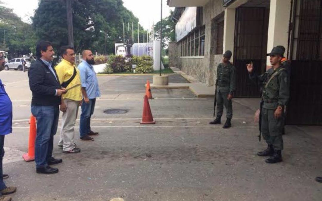 Carabobo: PJ entregó documento en la 41 Brigada Blindada para que cese de represión