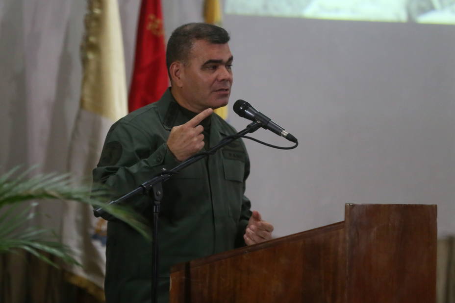 Padrino López pide que Constituyente dé carácter “patriótico” a la FANB