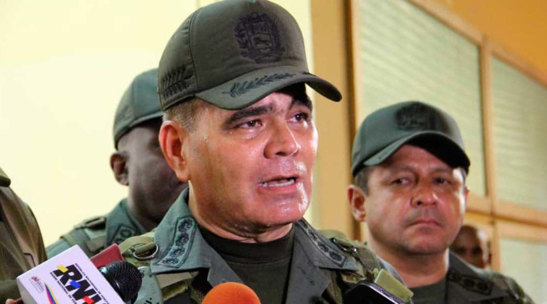 Padrino López: Estamos organizándonos para defender la patria de la agresión imperial