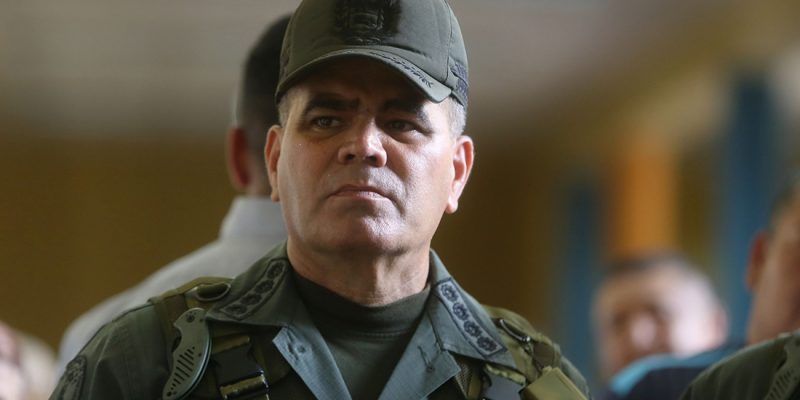 Vladimir Padrino López: Ataque a la Fanb fue una “represalia” por la captura de nueve paramilitares colombianos