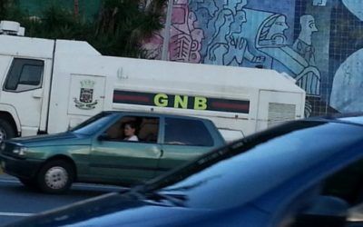 PNB y GNB cerca toda Plaza Venezuela por la marcha estudiantil