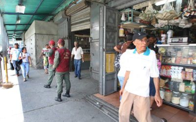 GNB vigila a comerciantes en Quinta Crespo para que no aumenten los precios