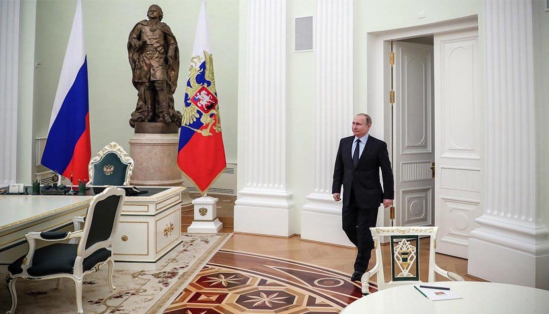 Rusia niega salida de sus militares de Venezuela, dice que Trump miente