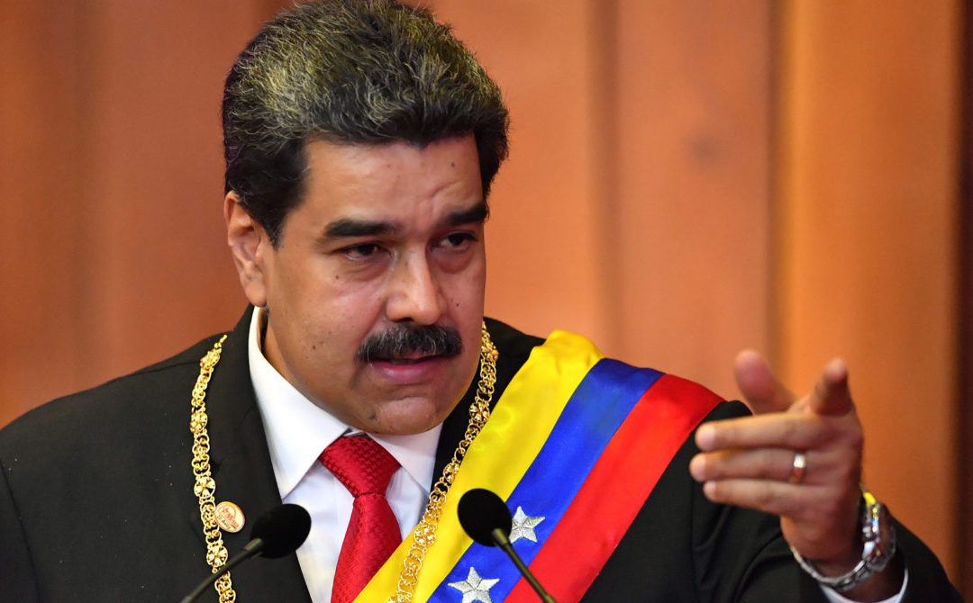 Maduro admite que consideró enviar la FANB a territorio brasileño en busca de militares desertores #29D