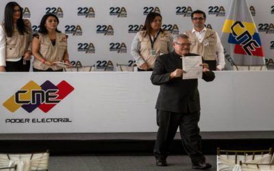 El exmilitar Francisco Visconti oficializó su candidatura a la presidencia