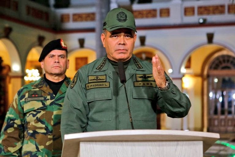 Vladimir Padrino López denunció presunta violación del espacio aéreo venezolano por parte de la Fuerza Aérea de Colombia