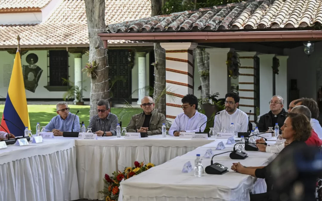 Diálogos entre gobierno de Colombia y guerrilla del ELN serán en noviembre