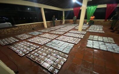 Incautan más de mil kilos de cocaína en costas del estado Sucre. Una patrullera de la Guardia Nacional interceptó la lancha pesquera con doble motor, que tendría como destino Trinidad y Tobago