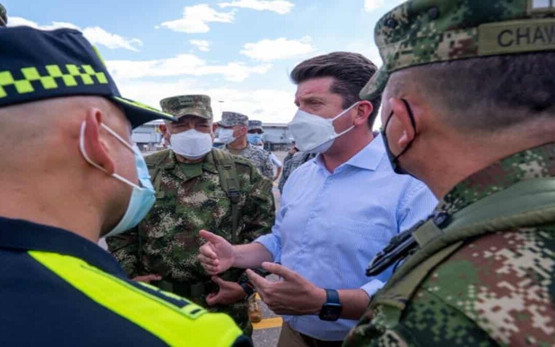 Colombia dispuso de 14 mil funcionarios para “neutralizar” grupos irregulares que buscan ingresar a Venezuela