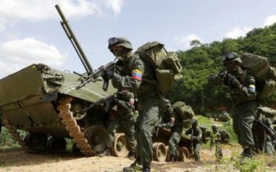 Ejercicios militares terminaron con simulacro de represión a una manifestación