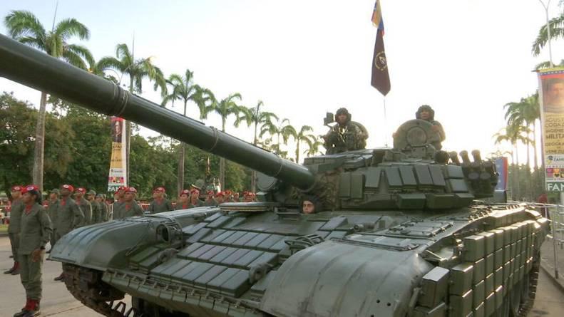 Comandante General del Ejército ratificó compromiso de la FANB con la patria