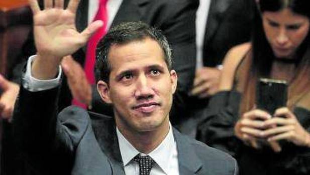 El Parlamento denuncia a Maduro como “usurpador”