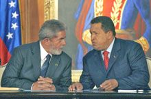 Chávez apoya creación de «OTAN suramericana» propuesta por Lula