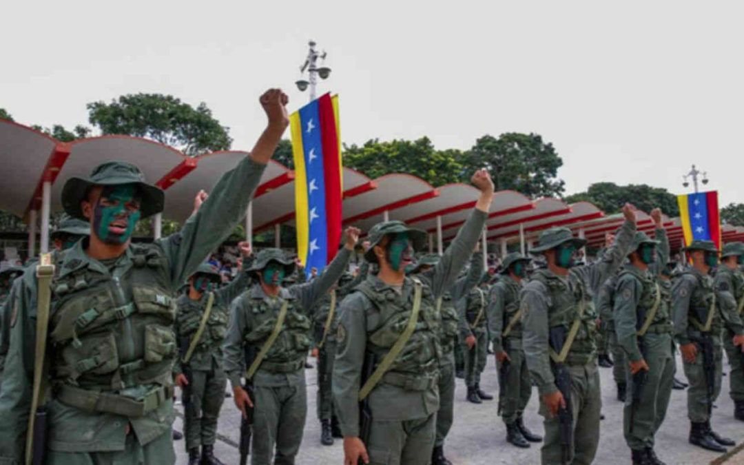 Militares dicen que politización de FANB frena posiciones institucionales
