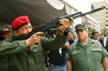 EEUU expresa seria preocupación por armamentismo de Venezuela y apoyo a las FARC